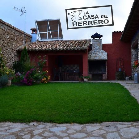 La Casa Del Herrero El Poyo Экстерьер фото