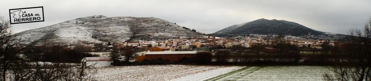 La Casa Del Herrero El Poyo Экстерьер фото