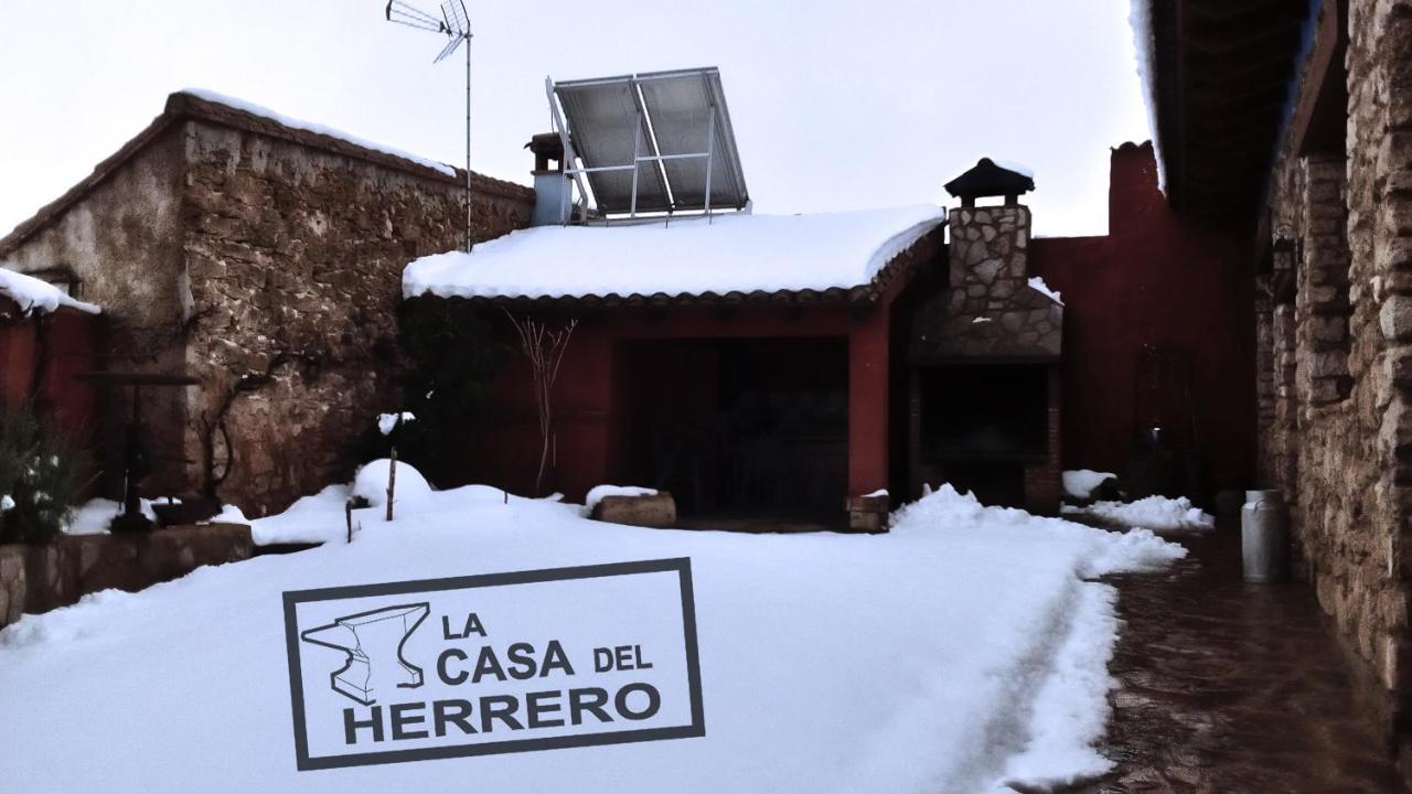 La Casa Del Herrero El Poyo Экстерьер фото