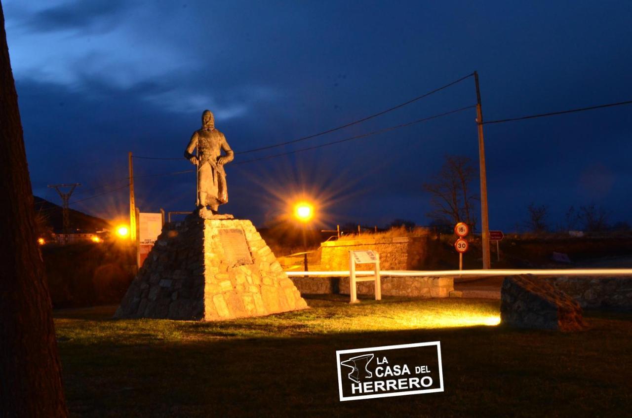 La Casa Del Herrero El Poyo Экстерьер фото