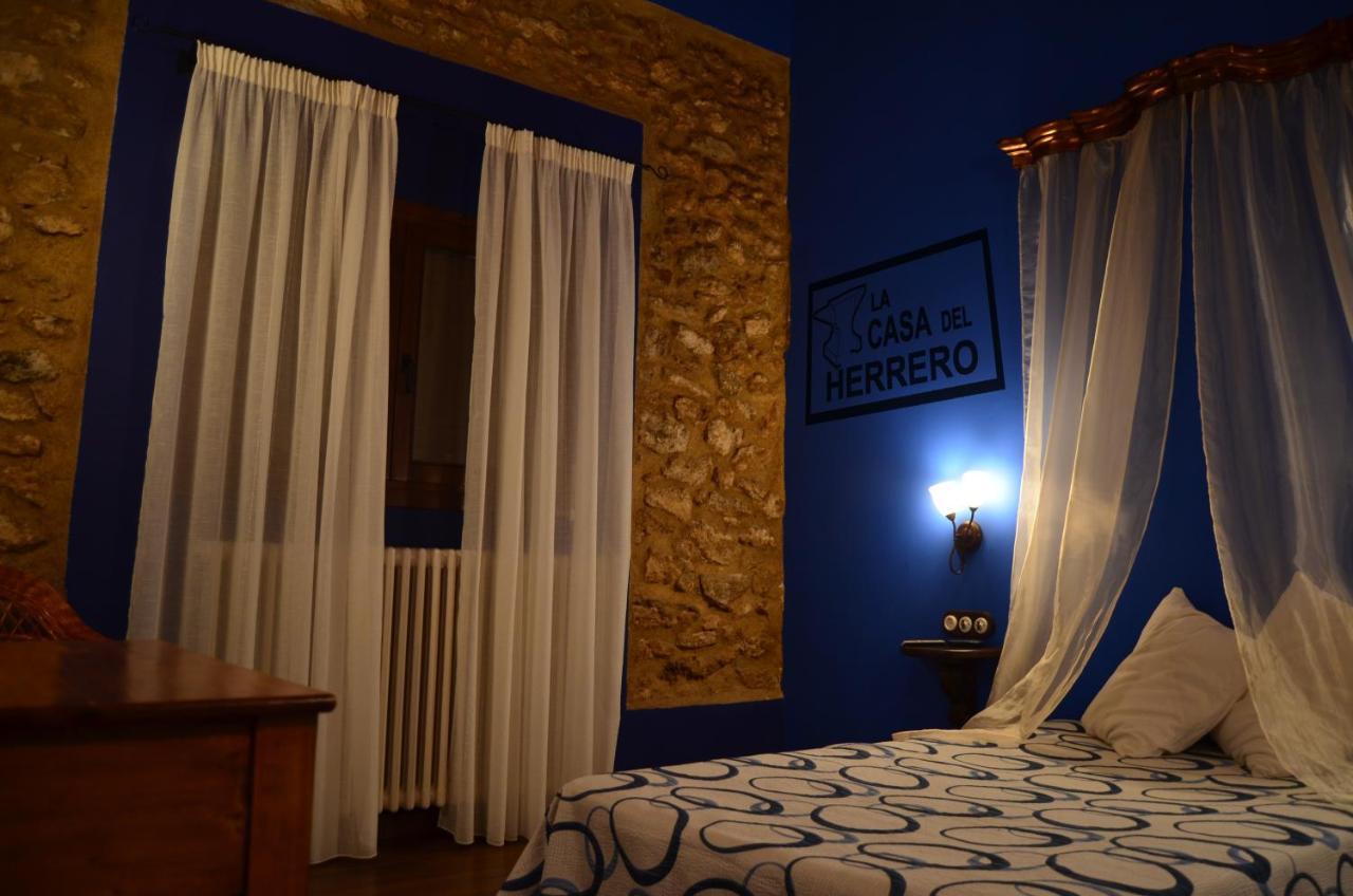 La Casa Del Herrero El Poyo Экстерьер фото